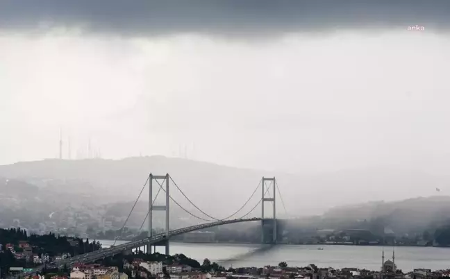 İstanbul'da Hafta Sonu Fırtına ve Yağış Bekleniyor