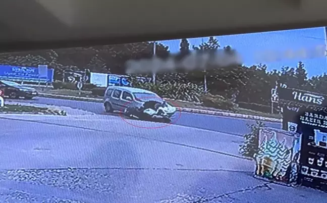 Tekirdağ Çorlu'da Dönel Kavşakta Kaza: 1 Yaralı