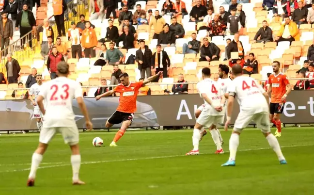 Adanaspor ve Ümraniyespor 1-1 Berabere Kaldı