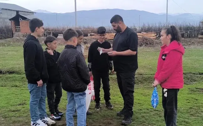 Polis Memurundan 150 Kırsal Çocuğa Bayram Harçlığı Desteği
