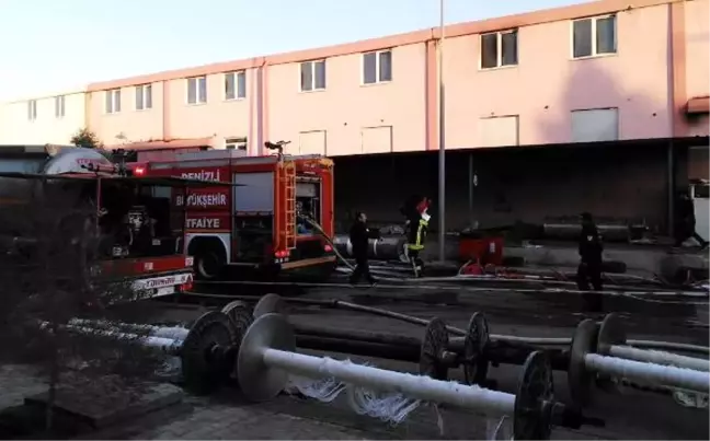 İtfaiye, Dokuma Atölyesindeki Yangını Söndürdü