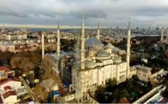 Sultanahmet Camisi'nin restorasyonu tüm hızıyla sürüyor