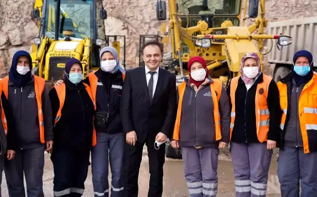 Başkan Semih Şahin'den karla mücadele ekiplerine teşekkür