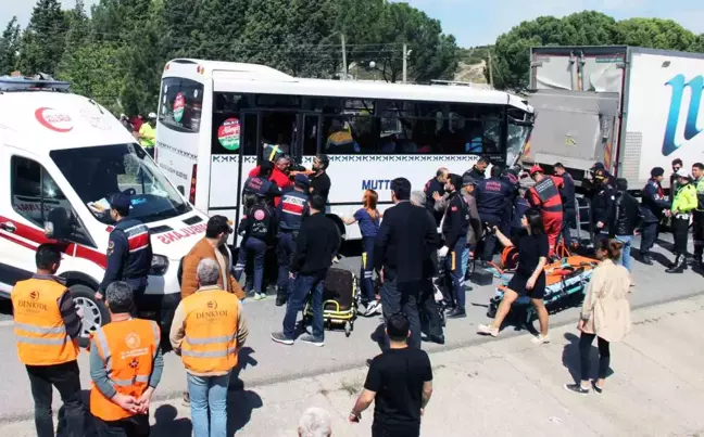 Muğla'da kaza: 4'ü ağır 34 yaralı