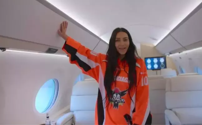 Kim Kardashian, canı peynirli kek çektiği için özel uçağıyla Paris'e uçmuş