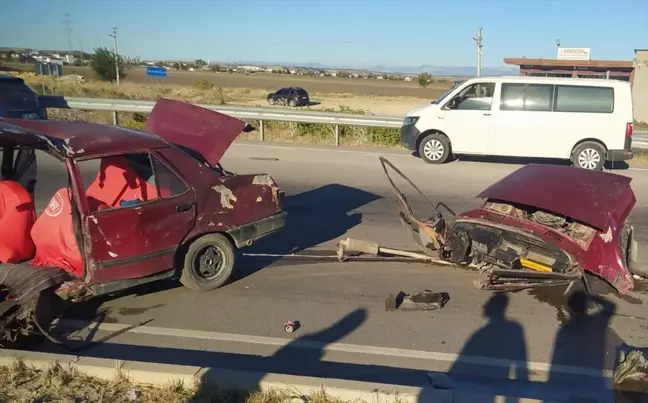 Adana'da Trafik Kazası: 4 Yaralı