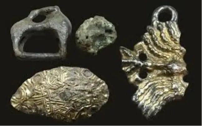 İsveç'te 1200 Yıllık Viking Mezarı Keşfedildi