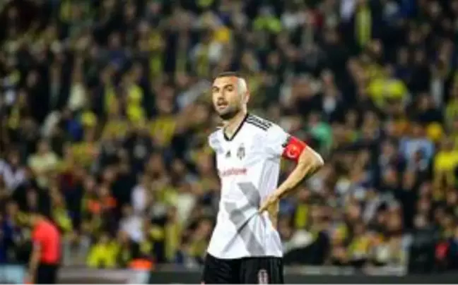 Lille'in istediği Burak Yılmaz'a Fiorentina ve Lecce de talip oldu