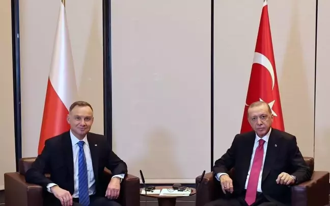 Cumhurbaşkanı Erdoğan, Polonya Cumhurbaşkanı Duda ile görüştü