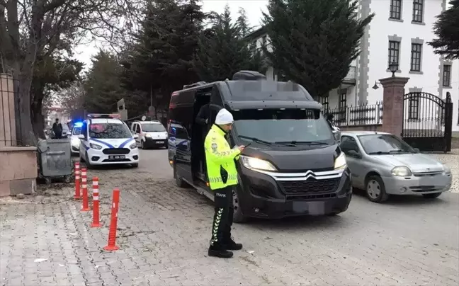 Amasya'da Okul Servis Araçlarına Güvenlik Denetimi