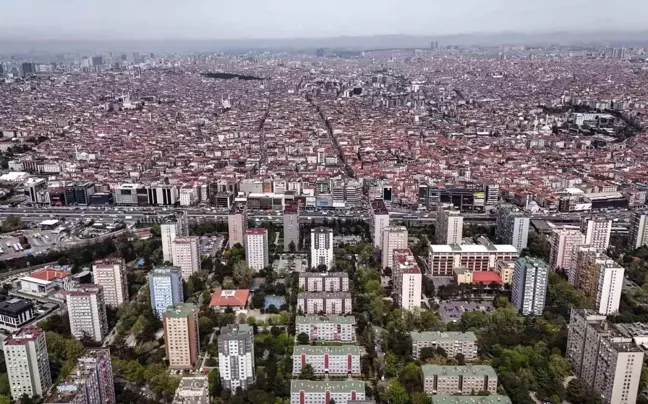 İstanbul'da 6.2 Büyüklüğünde Deprem: Medyada Yüzbinlerce İçerik Üretildi