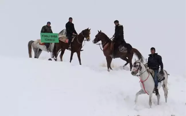 Atlı Hafızlar, 484'üncü 'Binbir Hatim' Duasını Başlattı