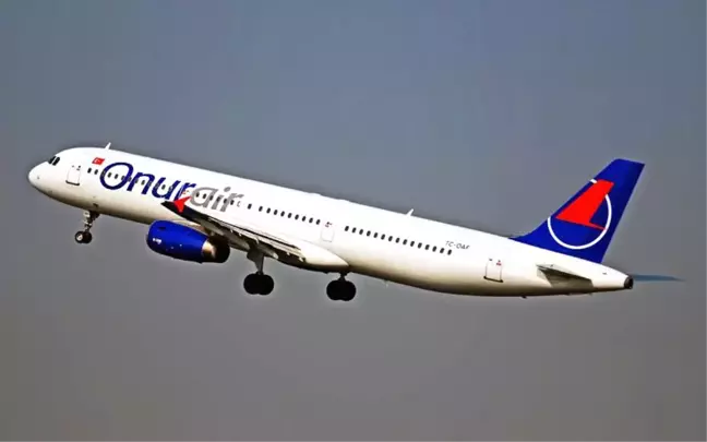 Uçaktaki Kavga Ettiği Kişiye 'İn Ulan Aşağıya' Diye Bağırdı (Yeniden)