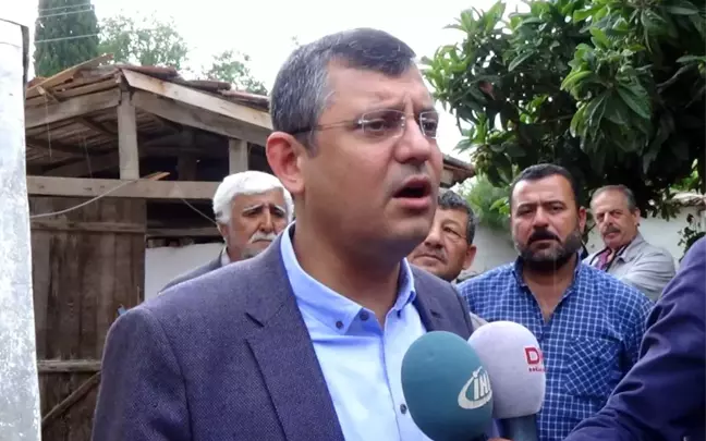 CHP'li Özel Deprem Bölgesinde Vatandaşları Dinledi