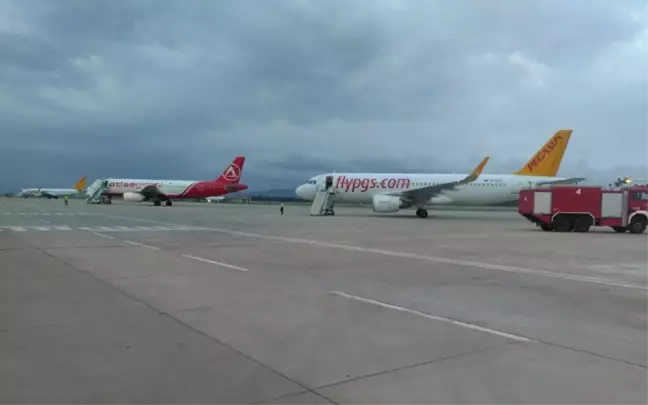 Aşırı Yağış Sebebiyle Uçaklar Bursa'ya İndi