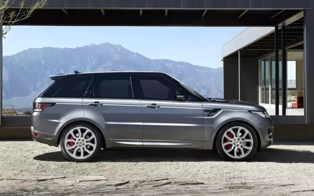 2020 Yılında Tüm Land Rover'lar Elektrikli Olacak