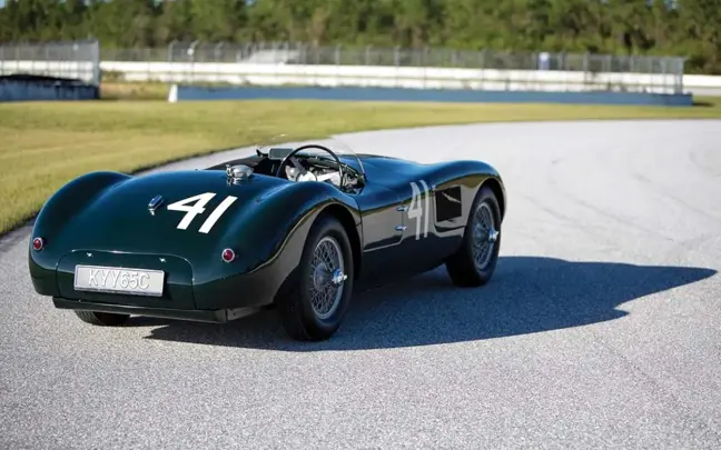 Güzel Bir Jaguar C-Type'a Sahip Olmak Hiçte Ucuz Değil