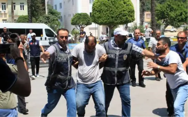 Yağma Şüphelisinin Parmak İzi Cinayet Bıçağında