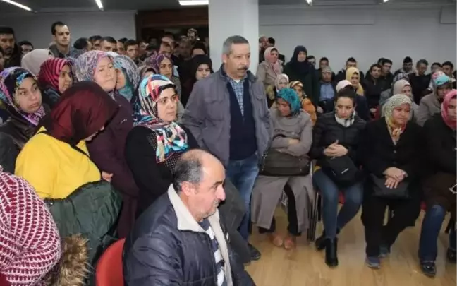 Afyonkarahisar'da 15 Kişilik İşe 1040 Başvuru