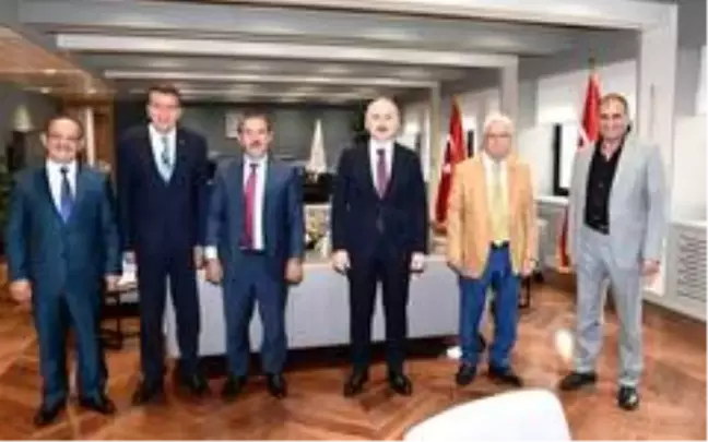 Apaydın'dan Ulaştırma Bakanı Karaismailoğlu'na ziyaret