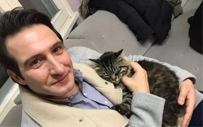 Kırmızı Kamyon Abdo kimdir? Kırmızı Kamyon Uğur Arda Başkan kimdir? Uğur Arda Başkan kaç yaşında nereli?