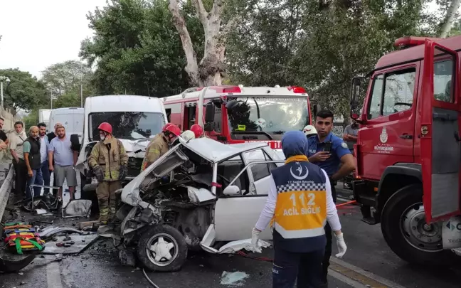 Bakırköy'de meydana gelen trafik kazasında 4 kişi yaralandı