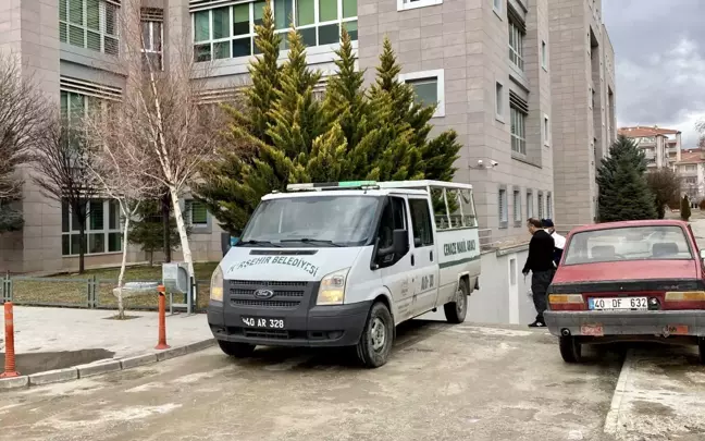 Kırşehir'de çıkan kavgada silahla vurulan kişi hayatını kaybetti