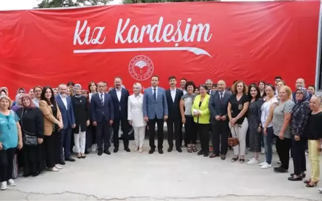 BAKAN YARDIMCISI GİZLİGİDER: TOPRAĞIN YÜZDE 15'İNİN EKİLMEMESİ FECİ DURUM