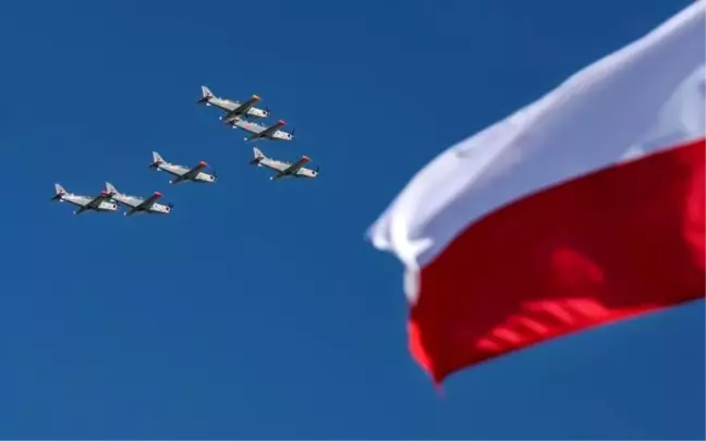 Polonya'da Silahlı Kuvvetler Bayramı Kutlamaları