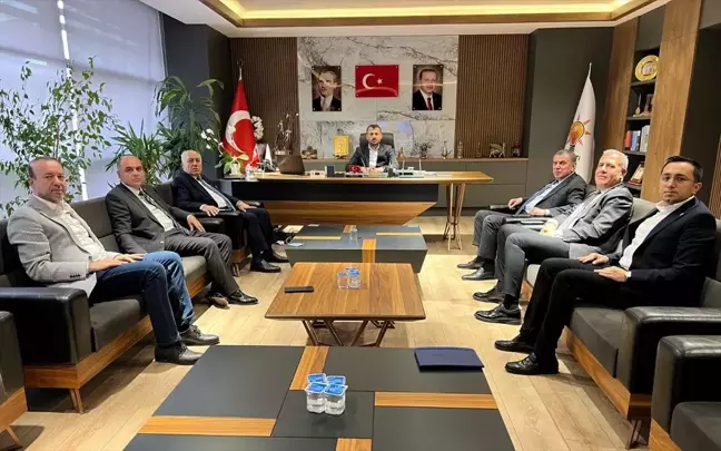 AK Mardin İl Başkanı Vahap Alma, ilçe belediye başkanlarıyla görüştü