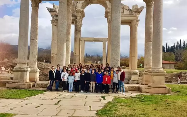 Köyceğiz Yunus Emre Ortaokulu Öğrencileri Denizli'yi Gezdi