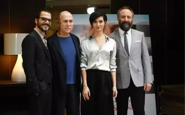 İstanbul Kırmızısı'nın İtalya Tanıtımı Yapıldı: James Bond'taki Gibi Kapalı Çarşı'yı Değil,...