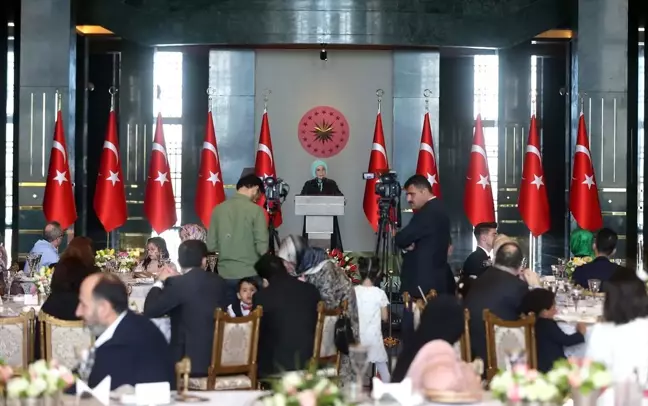 Cumhurbaşkanlığı Külliyesi'nde 8 Mart'a Özel Koruyucu Aile Yemeği