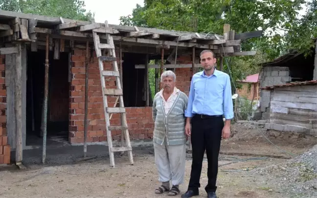 İhtiyaç sahibi aileye öğretmenlerden yardım eli