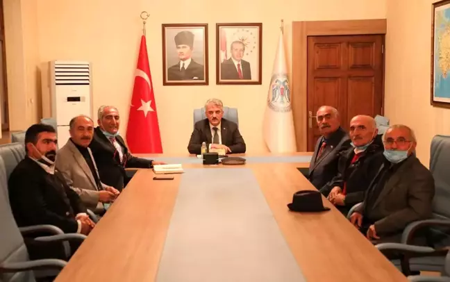 Sayın Valimiz Mehmet Makas, Refahiye İlçesinden Gelen Misafirlerini Kabul Etti