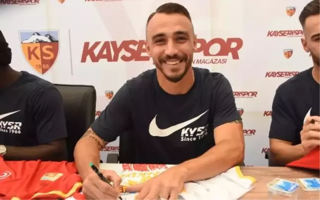 Kayserisporlu Futbolcular Taraftarlarla Buluştu