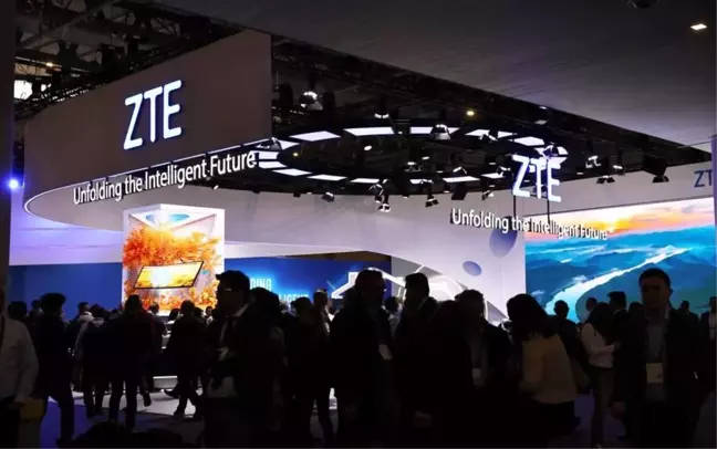 ZTE, Mobil Dünya Kongresi'nde yeni nesil 5G+Yapay Zekalı tableti tanıttı