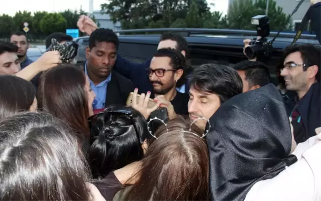 Hintli Yıldız Oyuncu Aamir Khan Türkiye'den Ayrıldı