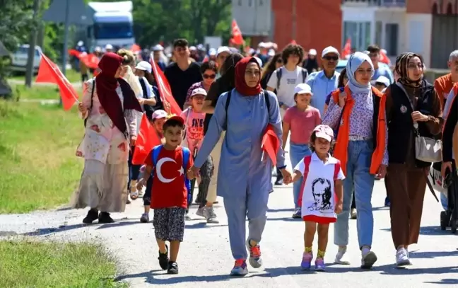 Uşak yerel haberi... Uşak Belediyesi'nden Dumlupınar'a ziyaret