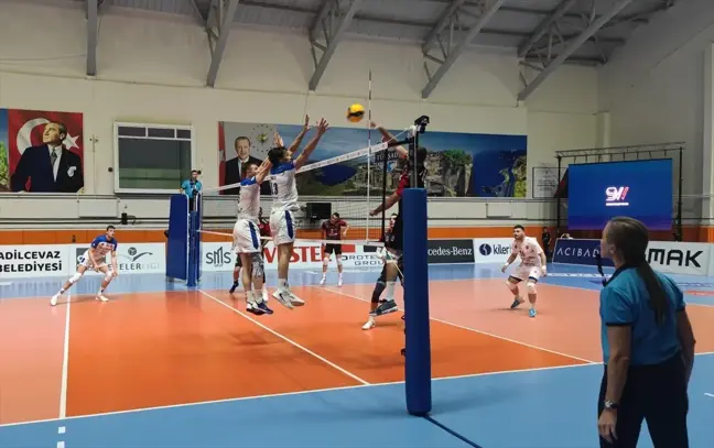 Halkbank, TÜRŞAD'ı 3-0 Mağlup Etti