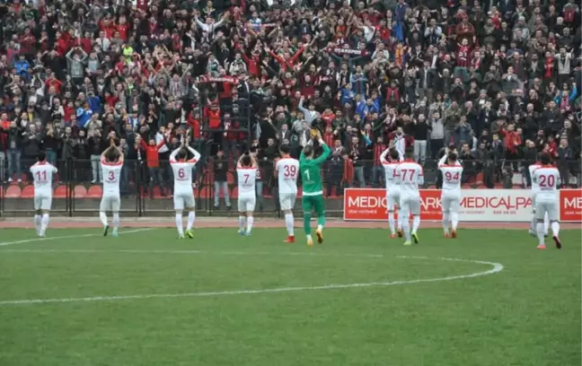 Tff 3. Lig Utaş Uşakspor: 0 Büyükçekmece Tepecikspor: 0
