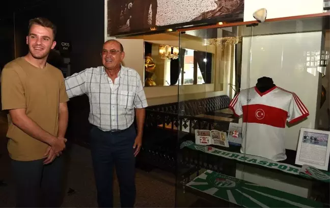 Efsane kaptanın millî forması müzelik oldu