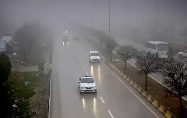 Kilis'te yoğun sis etkili oluyor