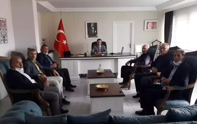 Söğütlü Kaymakamı Gün'e ziyaretler sürüyor