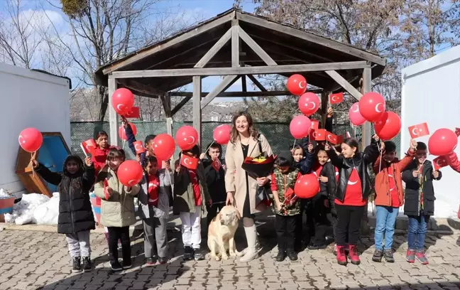 Yozgat'ta Öğrencilerden Askerlere Anlamlı Destek