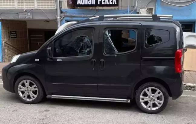 İki gün önce aldığı aracının camları kırıldı, lastikleri patlatıldı