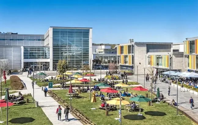 2C1N Projesi 2021 Yılı Gençlik Amaç Raporları Rektörümüz Prof. Dr. Esra Gençtürk'ün Katılımıyla Canlı Yayında Sunuldu