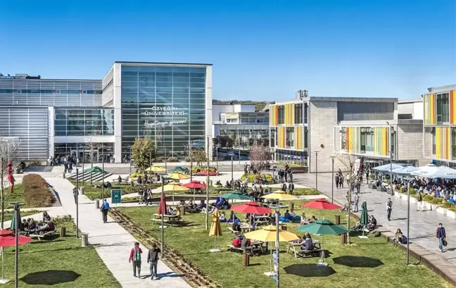 Connected Library Aralık Ayı Boyunca Hukuk Fakültesi'nde