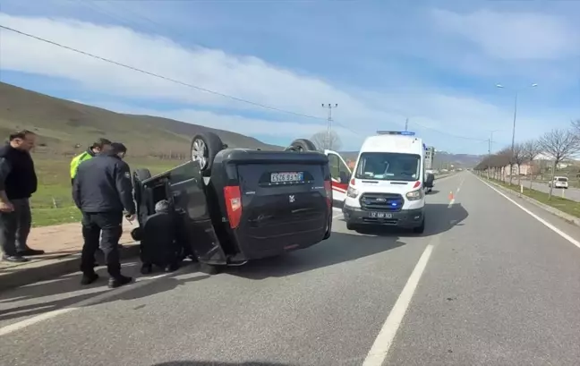 Bingöl'de trafik kazası: 5 kişi yaralandı