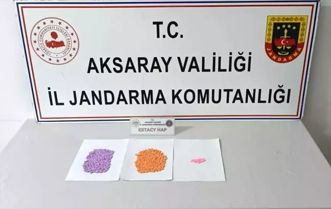 Aksaray'da Uyuşturucu Operasyonu: 371 Ecstasy Hap Ele Geçirildi